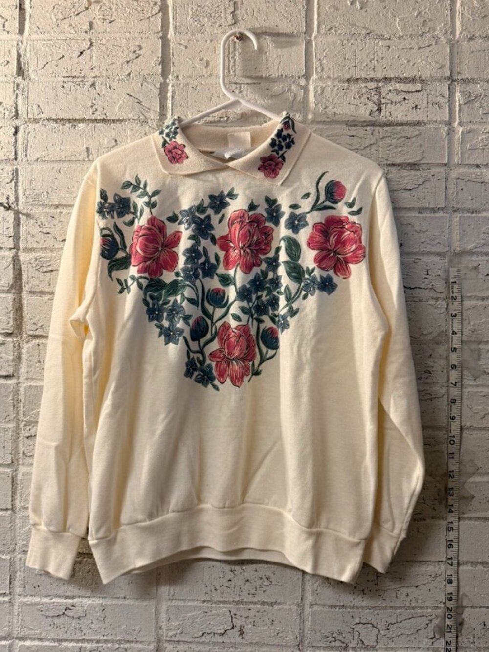 Vintage Blain Floral Sweatshirt Womens Ivory Pink Collared Pullover